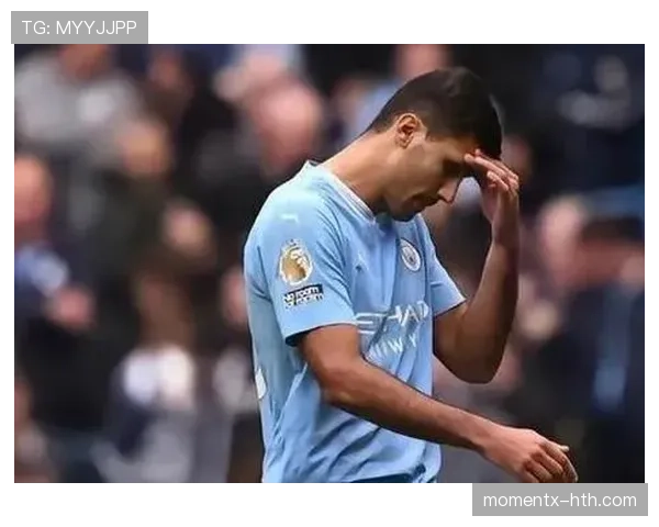 慢镜头解析罗德里技术动作：中场核心的精准控制与战术智慧引关注